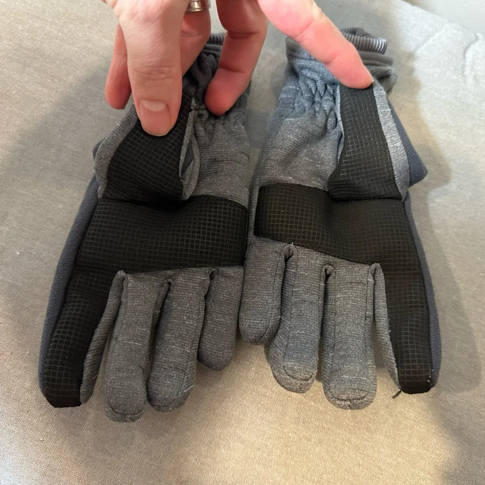 Under Armour Youth Winter Gloves
